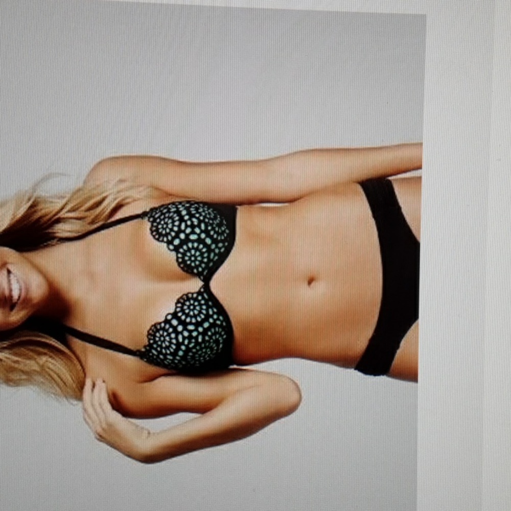 Shade & Shore Halter Lift Bikini Top
